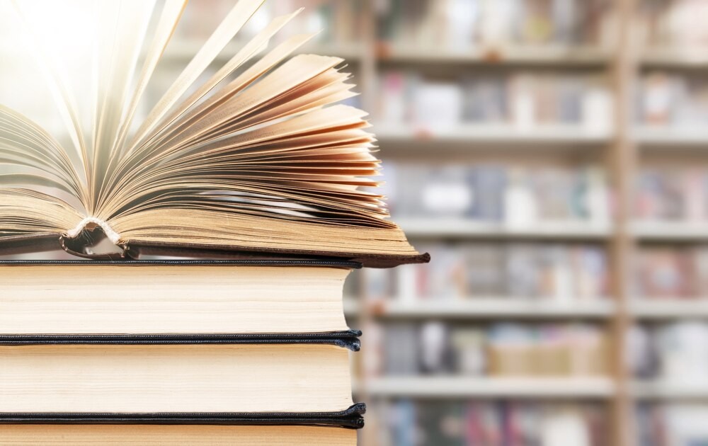Krośnieńska Biblioteka Publiczna wzbogaci swoje zbiory dzięki 83 tys. zł dofinansowania!