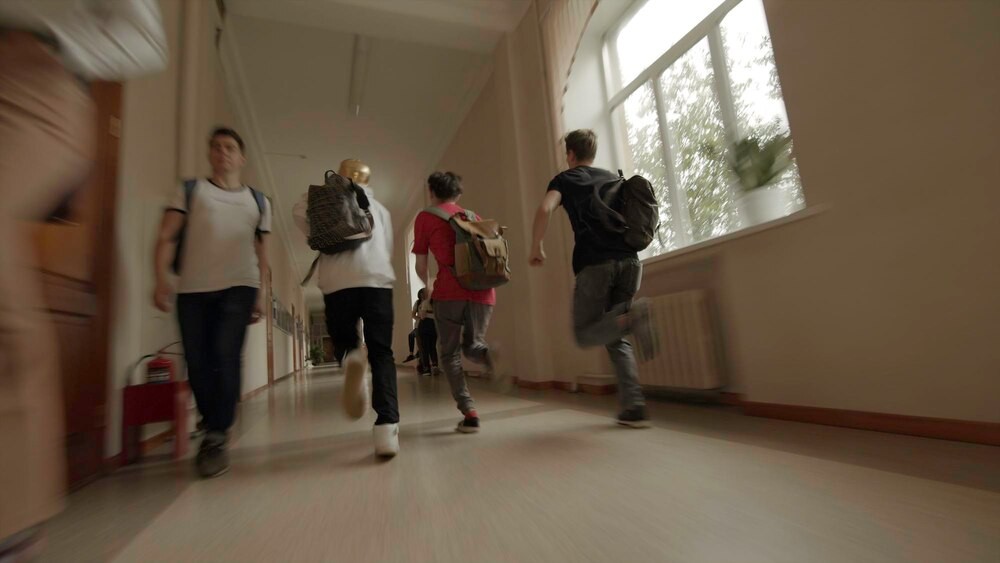 Mundury i sprawność: Policyjne warsztaty dla licealistów w Rymanowie
