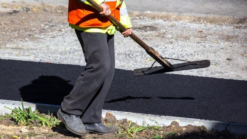 Bezpieczniejsza Bzianka: nowa droga z chodnikiem dla pieszych