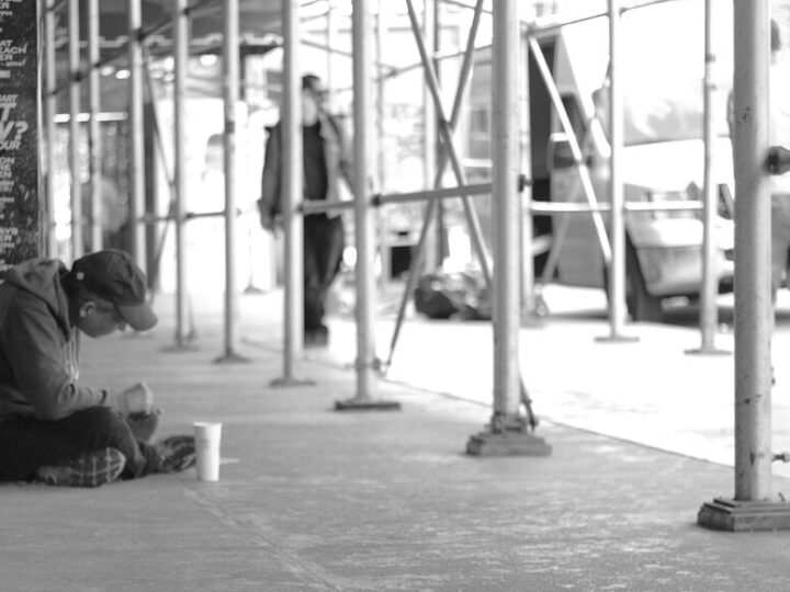 Nowa trybuna w Krośnie zyskuje kształty – imponująca inwestycja w końcowej fazie!