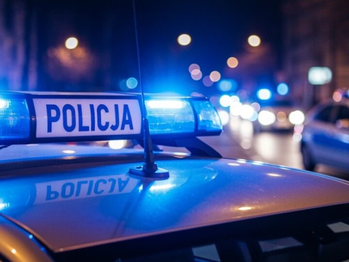 Policjant w czasie wolnym zatrzymał pijaną kierującą na stacji paliw