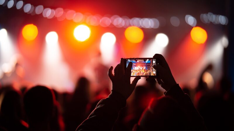 Młodzi artyści na festiwalu „Puchar Uśmiechu” – dołącz do teatralnej tradycji!