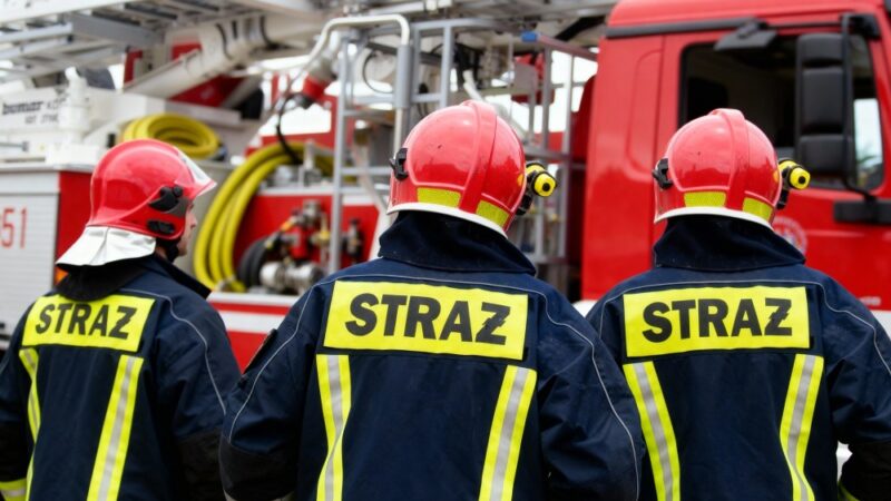 Machnówka triumfuje: Młodzieżowa drużyna pożarnicza zdobywa 3. miejsce w Nowej Sarzynie