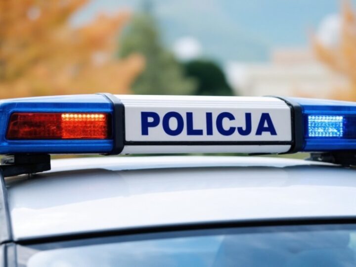 Bezpieczni Seniorzy w Erze Cyfrowej: Debata w Łękach Dukielskich