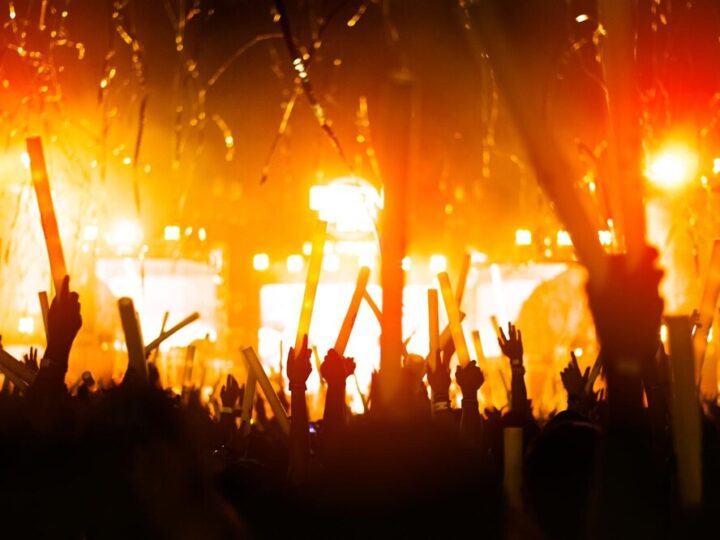 Zanurz się w relaksie: Sensoryczny koncert duetu Światłonoc