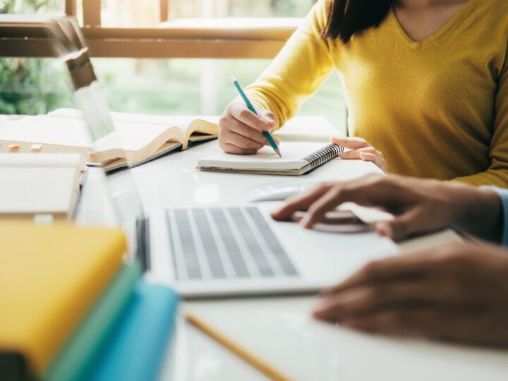 Policjanci z Krosna zachęcają uczniów do wyboru służby w Policji