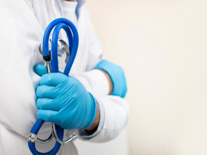 Bezpłatna infolinia Helpline – wsparcie dla chorych na Alzheimera i ich rodzin