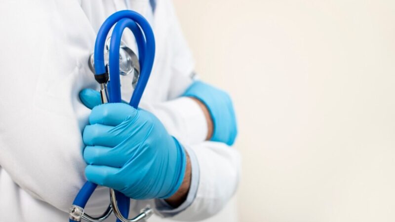 Bezpłatna infolinia Helpline – wsparcie dla chorych na Alzheimera i ich rodzin