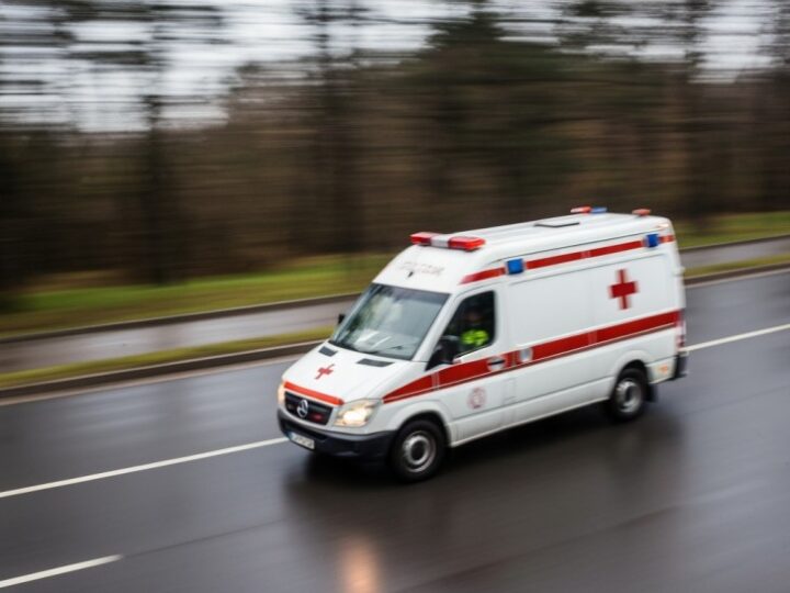 Kapsuła AED w OSP KSRG Iskrzynia – nowa szansa na życie!