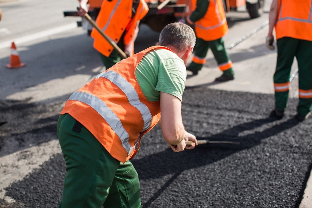 Nowe utrudnienia na ul. Lotników: Zmiana organizacji ruchu