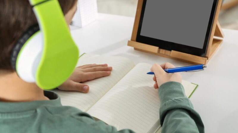 Granty dla uczniów w Krainie Nafty – nowe terminy i szanse na wsparcie