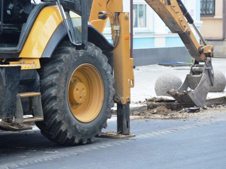 Nowe nawierzchnie w Moderówce i Potoku – mieszkańcy zyskali komfortowe i bezpieczne drogi!