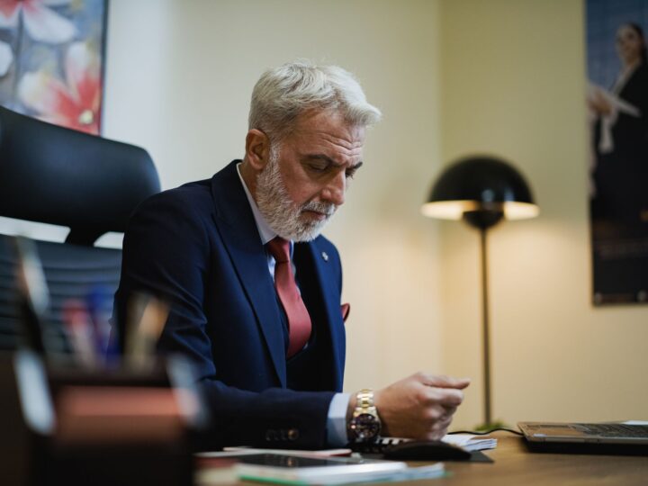 Kiedy pożyczka dla firmy na raty jest najkorzystniejszym sposobem na finansowanie nowych inwestycji w przedsiębiorstwie?