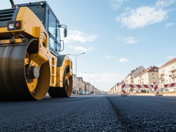 Rada Miejska w Jedliczu podejmuje decyzje: modernizacja dróg i wsparcie dla seniorów
