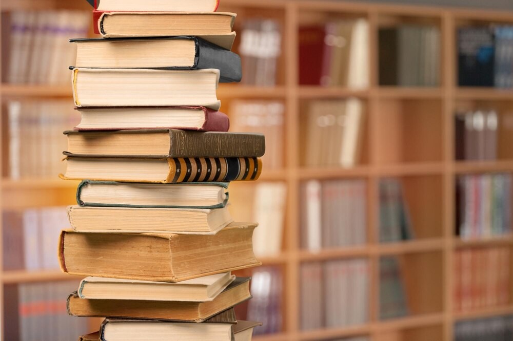 Zanurz się w kryminalne intrygi: nowy projekt w Krośnieńskiej Bibliotece