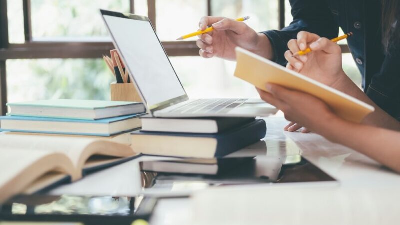 Nowe oblicze gminnych placówek w Korczynie: remonty dla lepszej edukacji dzieci