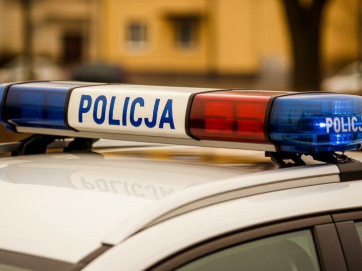Dzielnicowi ujęli 19-latka poszukiwanego przez sąd
