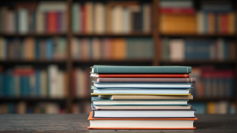 Spotkanie z Izabelą Janiszewską: Jak kryminały odsłaniają magię opowieści